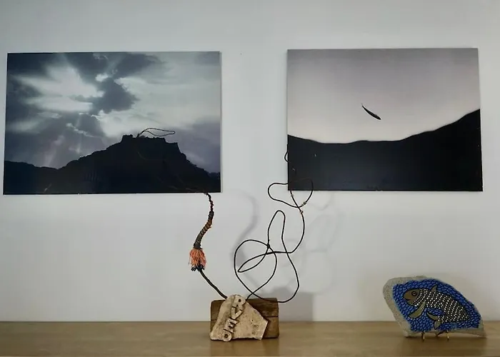 Follow Your Art Apartment *