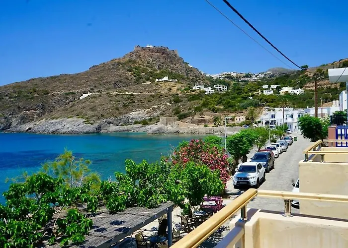 Apartment Follow Your Art Kýthira